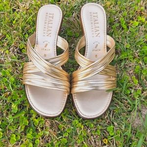 ITALIAN SHOEMAKERS Gold and Brown sandals